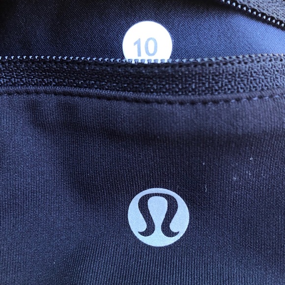 Lululemon Ladies Crops - Picture 3 of 3
